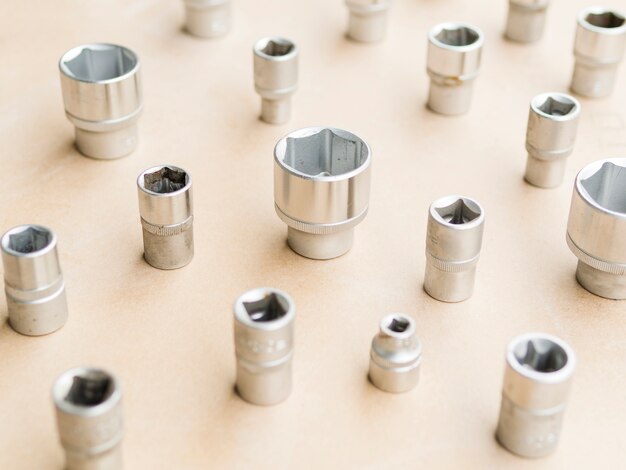 Правильное расположение и порядок затяжки