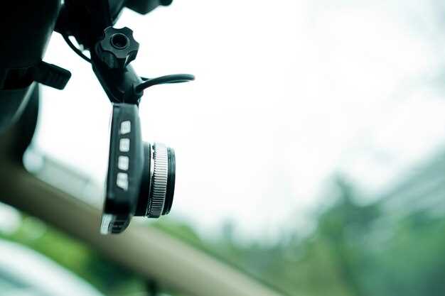 Настройка и подключение Hiseeu видеорегистратора к автомобилю через трансмитер