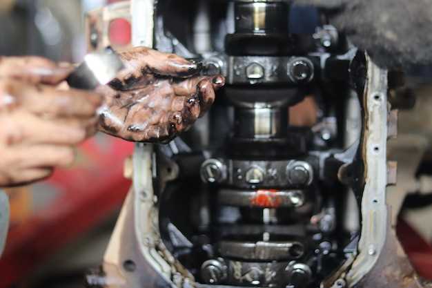 Осмотр расположения кожуха и его креплений