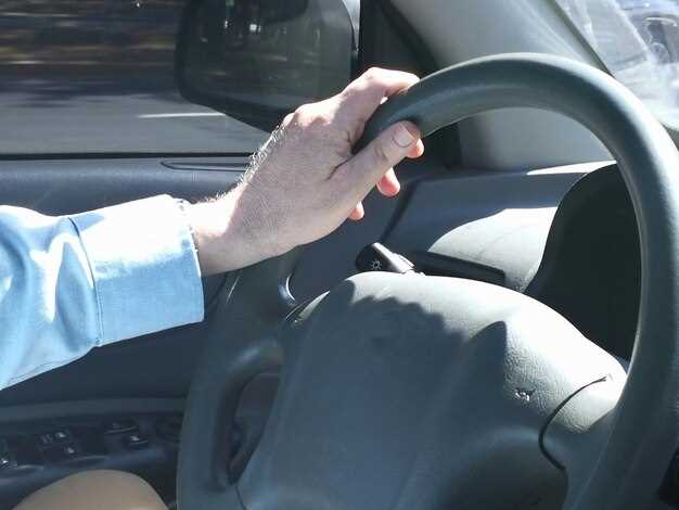 Использование съемников для освобождения руля от стойки