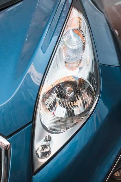 Демонтаж облицовки и старых фар