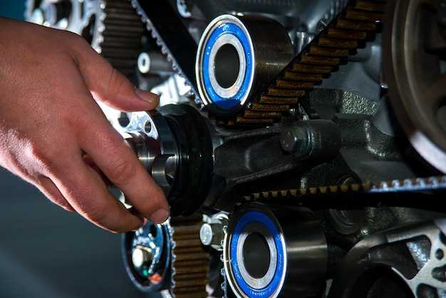 Положение поршней в такте сжатия и расположение коромысел