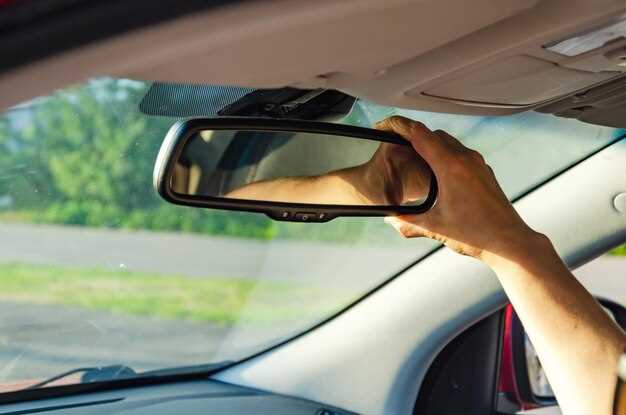 Разбор внутренней панели двери для доступа к механизму зеркала