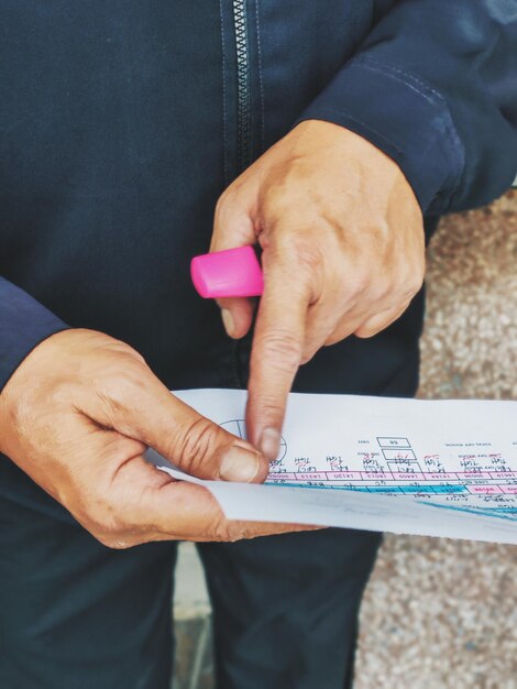 Проверка результата и корректировка при необходимости