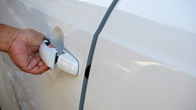 Обеспечение безопасности: отключение аккумулятора и защита окружающих деталей