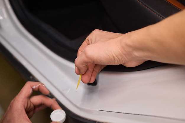 Пошаговая процедура снятия обшивки двери Opel Astra Y