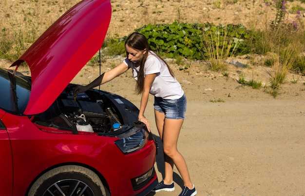 Процесс снятия заднего фонаря на Opel Zafira: пошаговая инструкция