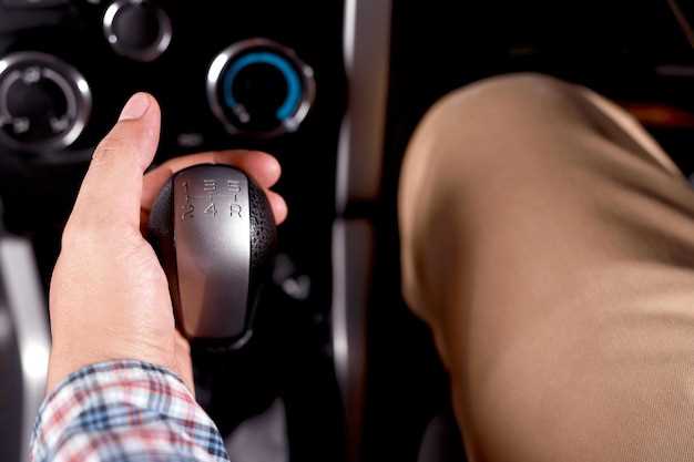 Подготовка к замене батарейки в ключе Opel Corsa D