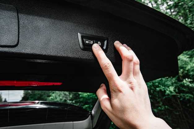 Пошаговая замена камеры заднего вида и подключение новой