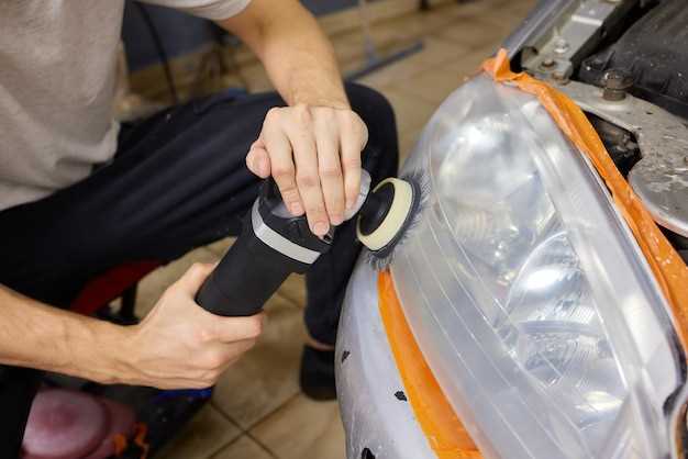 Доступ к корпусу корректора фар: демонтаж защитных элементов