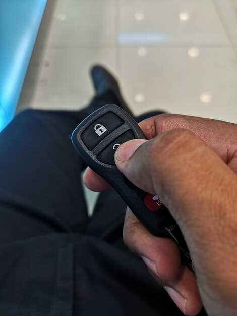 Подготовка к замене замка зажигания на Шевроле Авео Т250