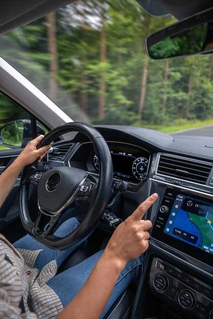 Интеграция с мобильными устройствами через Bluetooth и Wi-Fi