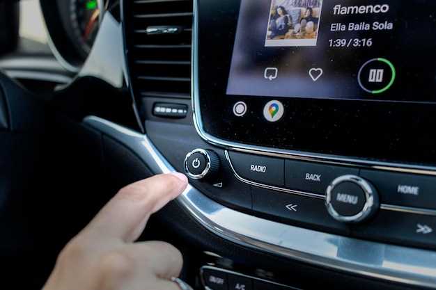 Подключение к сети Bluetooth и настройка связи с телефоном