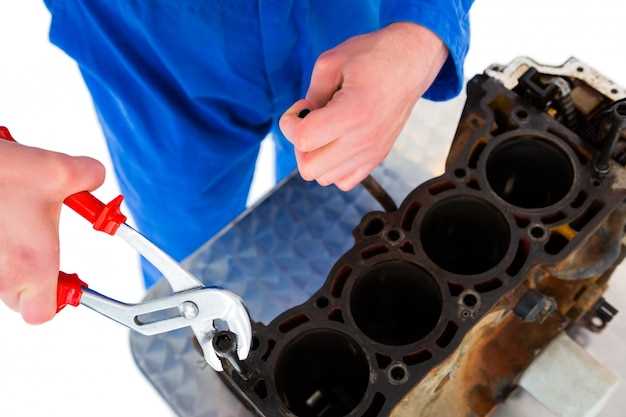 Определение износа и замена поврежденных компонентов