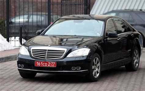 Символика красного: Огонь и страсть на номере