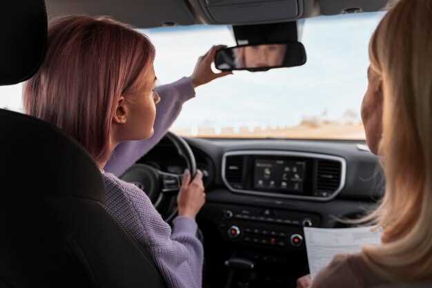 Закрепление зеркала на кронштейне и финальные проверки