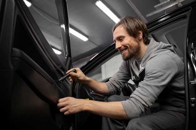 Роль переключателя и схемы подключения