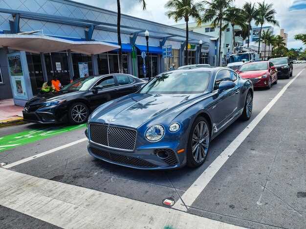 Технические особенности и наполнение Ягуар XF 2014